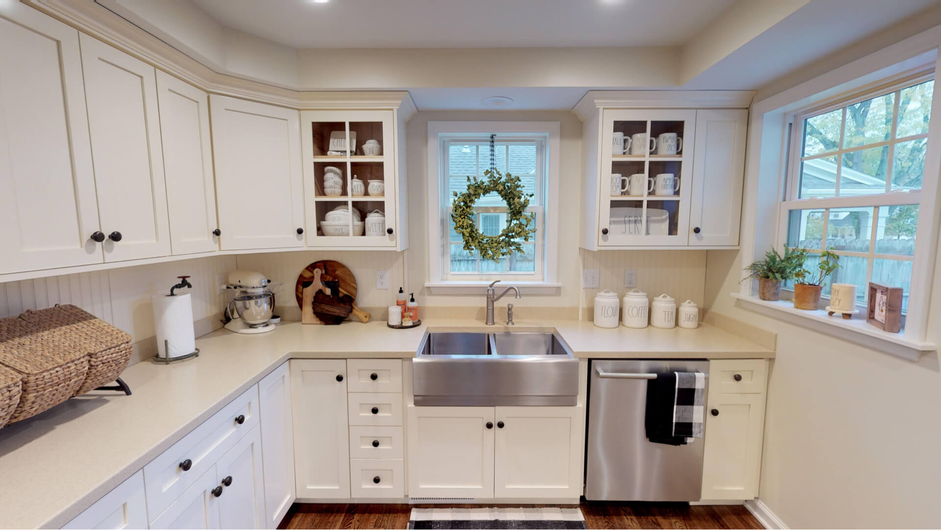 Custom Kitchen Remodeling Services Columbus Lutton Construction   Featured Kitchen 