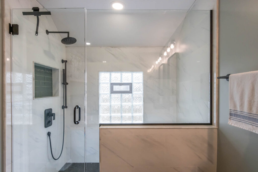 Columbus Bathroom remodel with walk-in shower with knee wall.